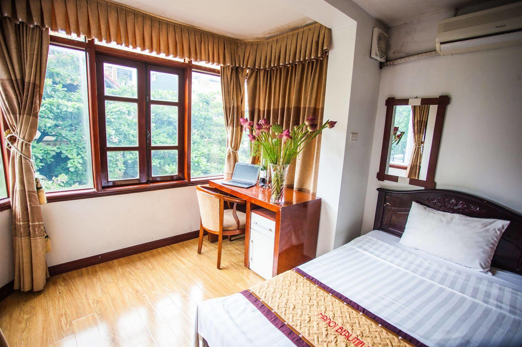 Hanoi Ancient Paradise Hotel Bagian luar foto